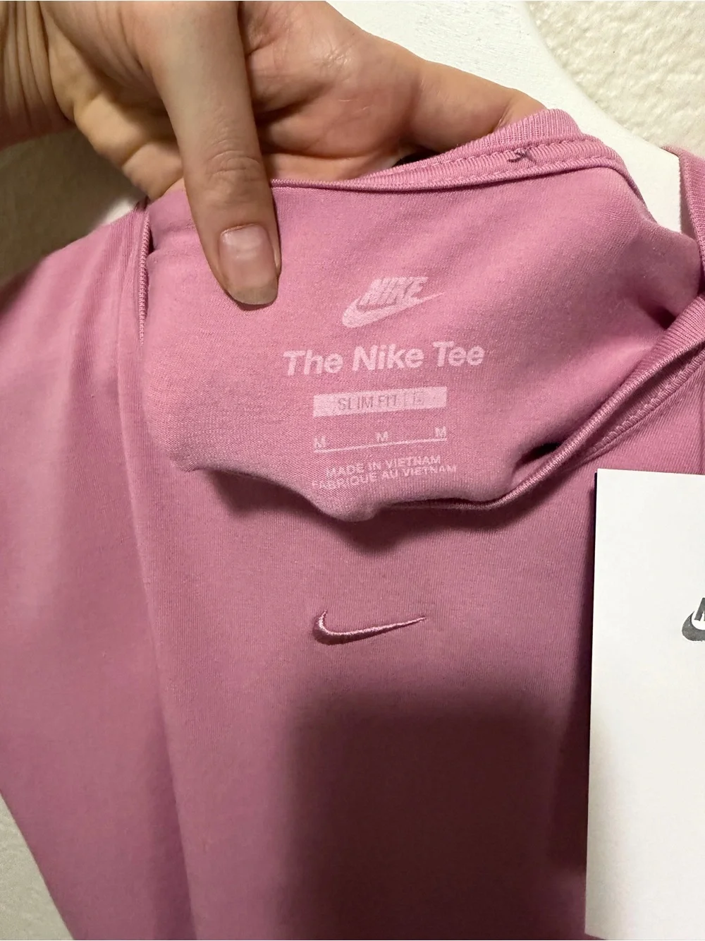 NWT Nike The Nike Tee Cropped Short Sleeve Pink Size Medium